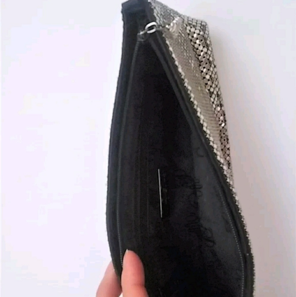 Whiting And Davis Silver Mesh Clutch - image 3